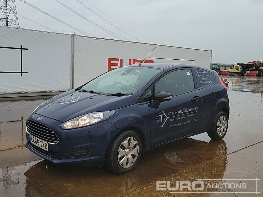 2016 Ford Fiesta - الشاحنات الصغيرة: صور 1 2016 Ford Fiesta - الشاحنات الصغيرة: صور 1