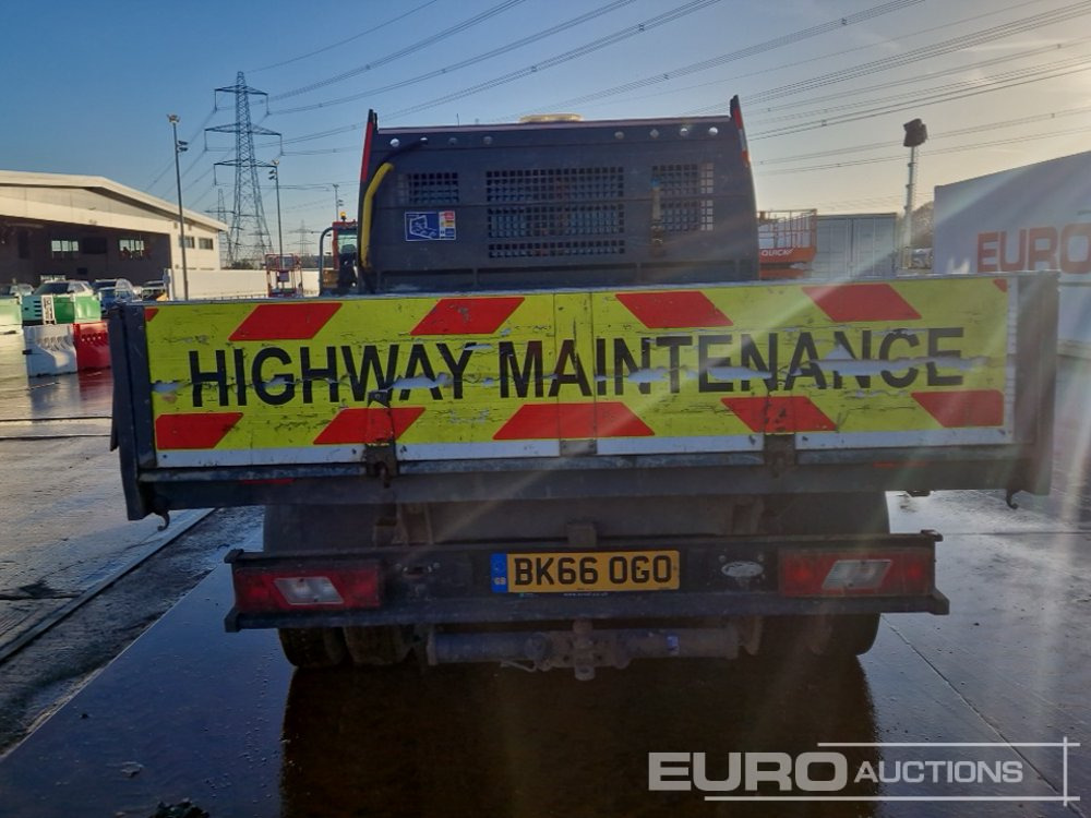 2016 Ford Transit 350 - قلاب صغير: صور 4 2016 Ford Transit 350 - قلاب صغير: صور 4