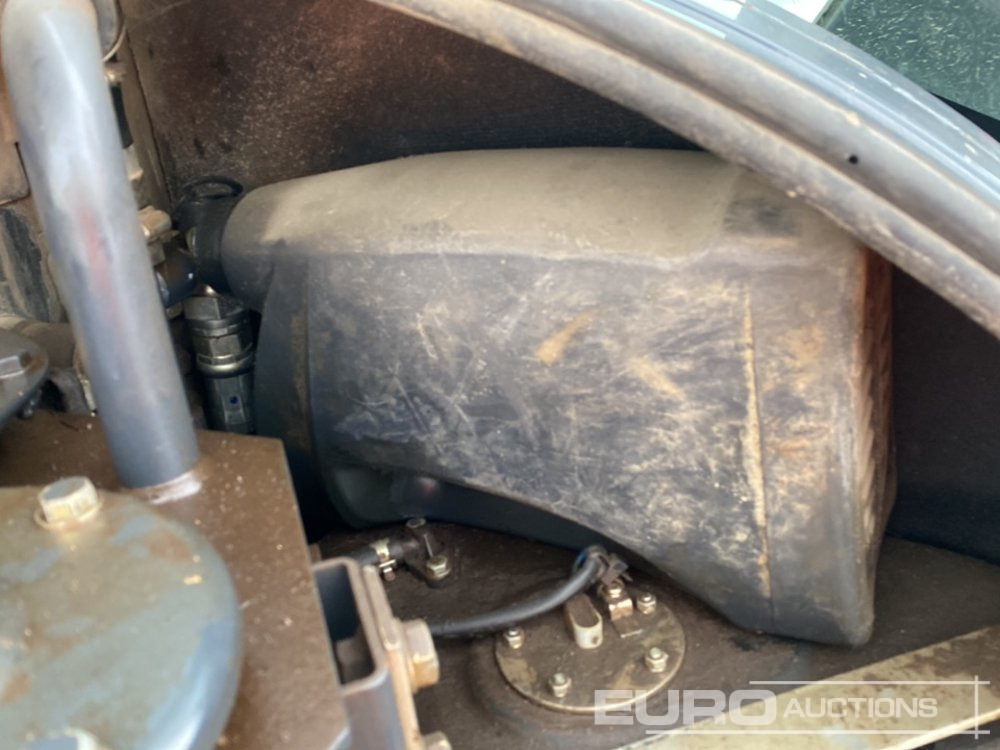 حفارة مصغرة 2016 Hitachi ZX55U-5A CLR: صور 36