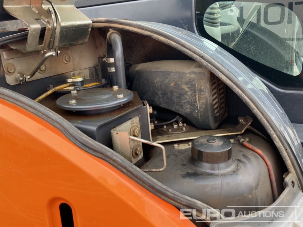 حفارة مصغرة 2016 Hitachi ZX55U-5A CLR: صور 34