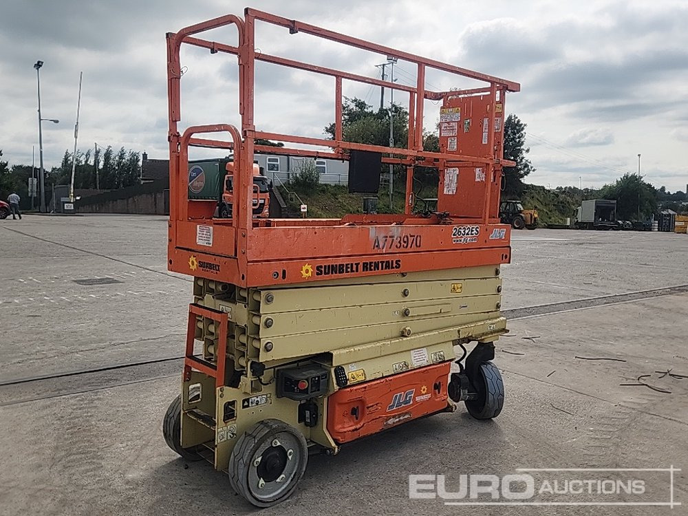 2016 JLG 2632ES - منصات هيدروليكية متنقلة: صور 3 2016 JLG 2632ES - منصات هيدروليكية متنقلة: صور 3