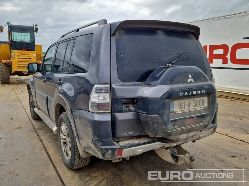2016 Mitsubishi Pajero - سيارة دفع رباعي: صور 3 2016 Mitsubishi Pajero - سيارة دفع رباعي: صور 3