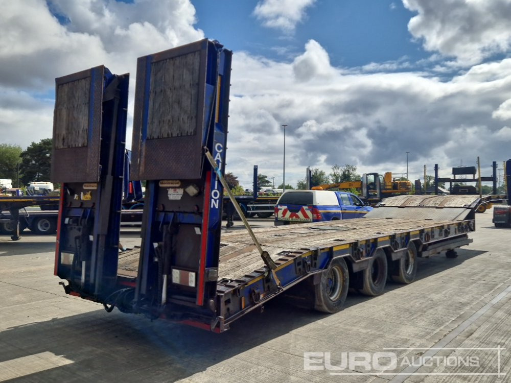 2016 Montracon Tri Axle Step Frame Low Loader Trailer, Winch, Neck Ramps, Out Riggers, Hydraulic Flip Toe Ramps - عربة مسطحة منخفضة نصف مقطورة: صور 5 2016 Montracon Tri Axle Step Frame Low Loader Trailer, Winch, Neck Ramps, Out Riggers, Hydraulic Flip Toe Ramps - عربة مسطحة منخفضة نصف مقطورة: صور 5