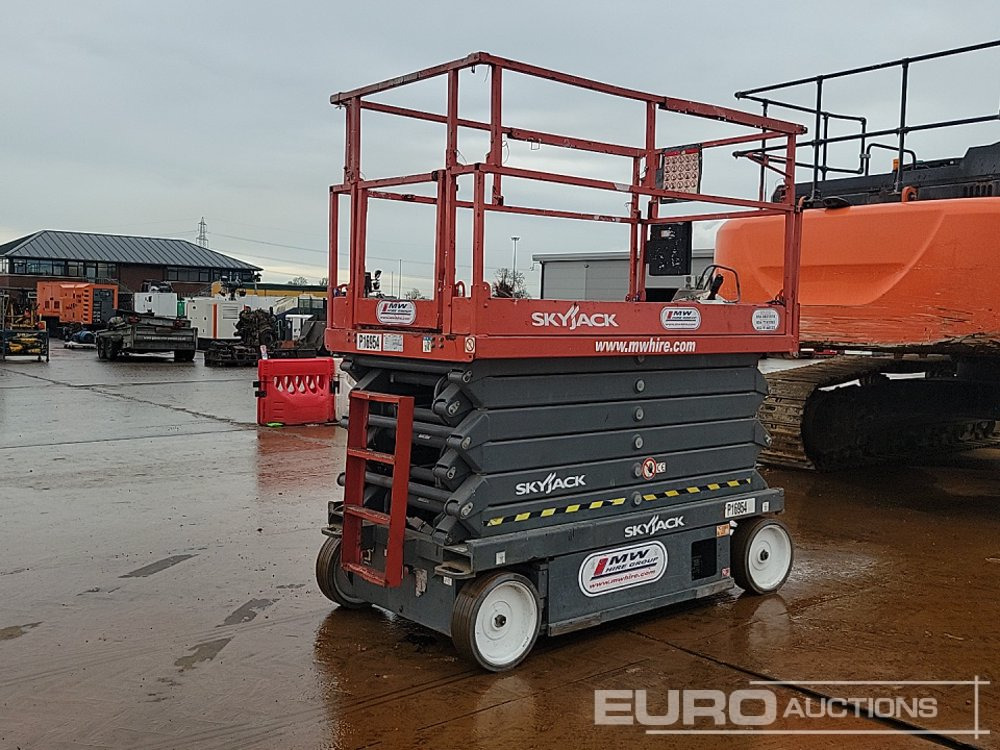 2016 SkyJack SJ4740 - رافعات مقصية: صور 5 2016 SkyJack SJ4740 - رافعات مقصية: صور 5