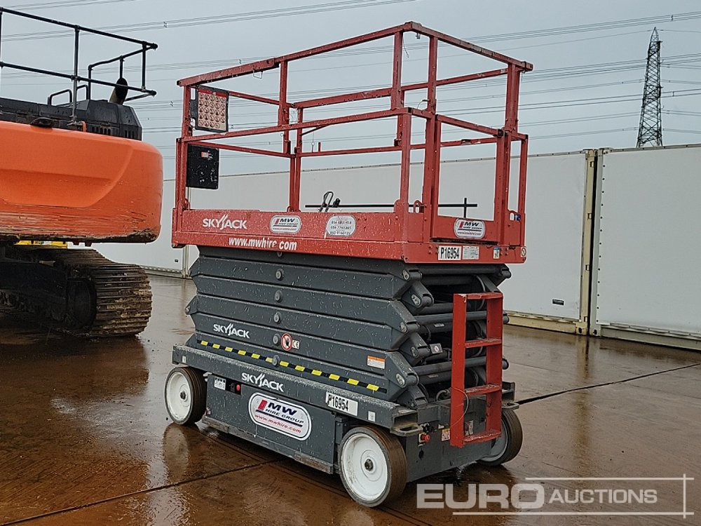 2016 SkyJack SJ4740 - رافعات مقصية: صور 3 2016 SkyJack SJ4740 - رافعات مقصية: صور 3