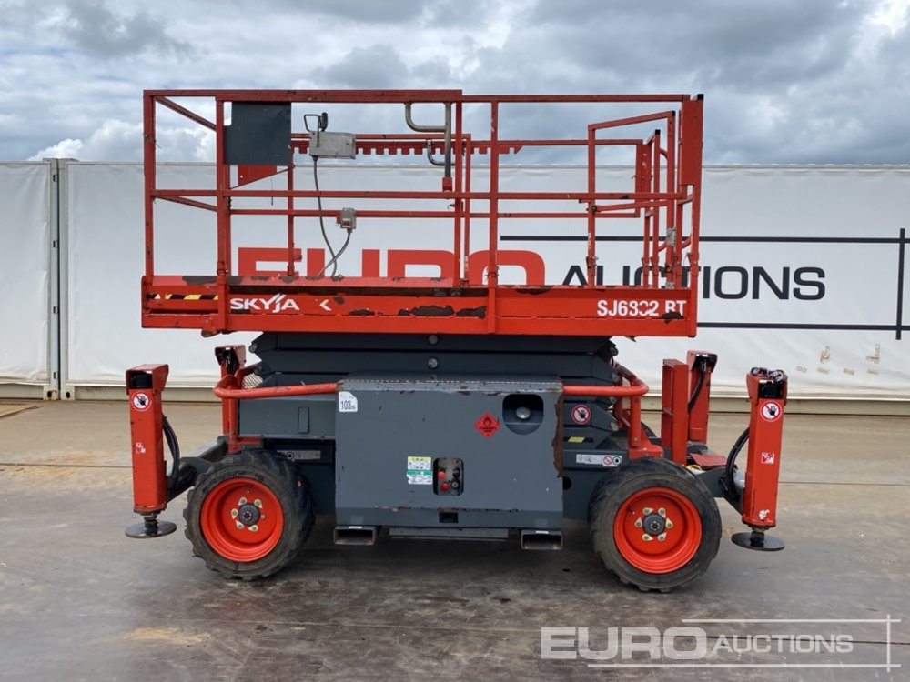 2016 SkyJack SJ6832RT - رافعات مقصية: صور 5 2016 SkyJack SJ6832RT - رافعات مقصية: صور 5