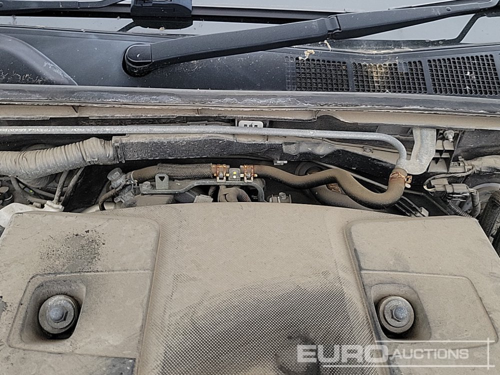 شاحنة البيك أب 2016 Toyota Hilux Invincible: صور 21
