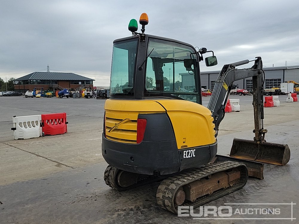 2016 Volvo EC27C - حفارة مصغرة: صور 5 2016 Volvo EC27C - حفارة مصغرة: صور 5