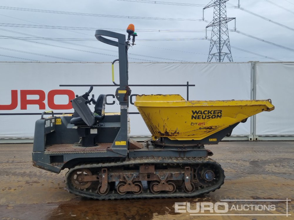 2016 Wacker Neuson DT25 - عربات نقل قلابة مجنزرة: صور 2 2016 Wacker Neuson DT25 - عربات نقل قلابة مجنزرة: صور 2