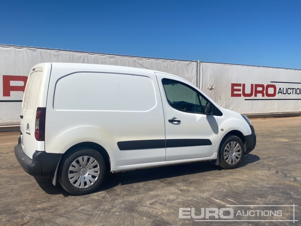 2017 Citroen Berlingo - الشاحنات الصغيرة: صور 5 2017 Citroen Berlingo - الشاحنات الصغيرة: صور 5