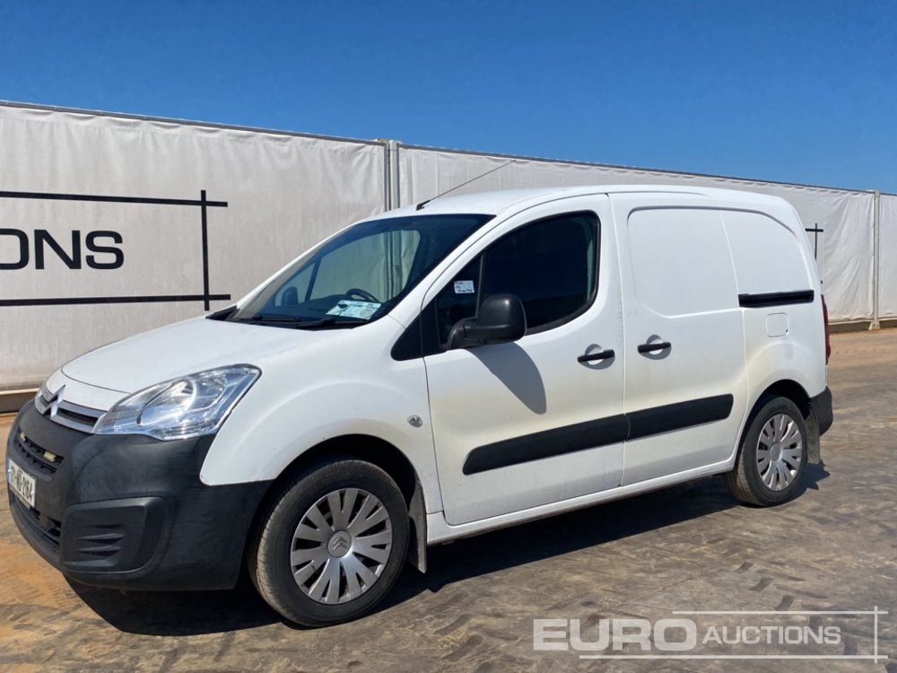 2017 Citroen Berlingo - الشاحنات الصغيرة: صور 1 2017 Citroen Berlingo - الشاحنات الصغيرة: صور 1