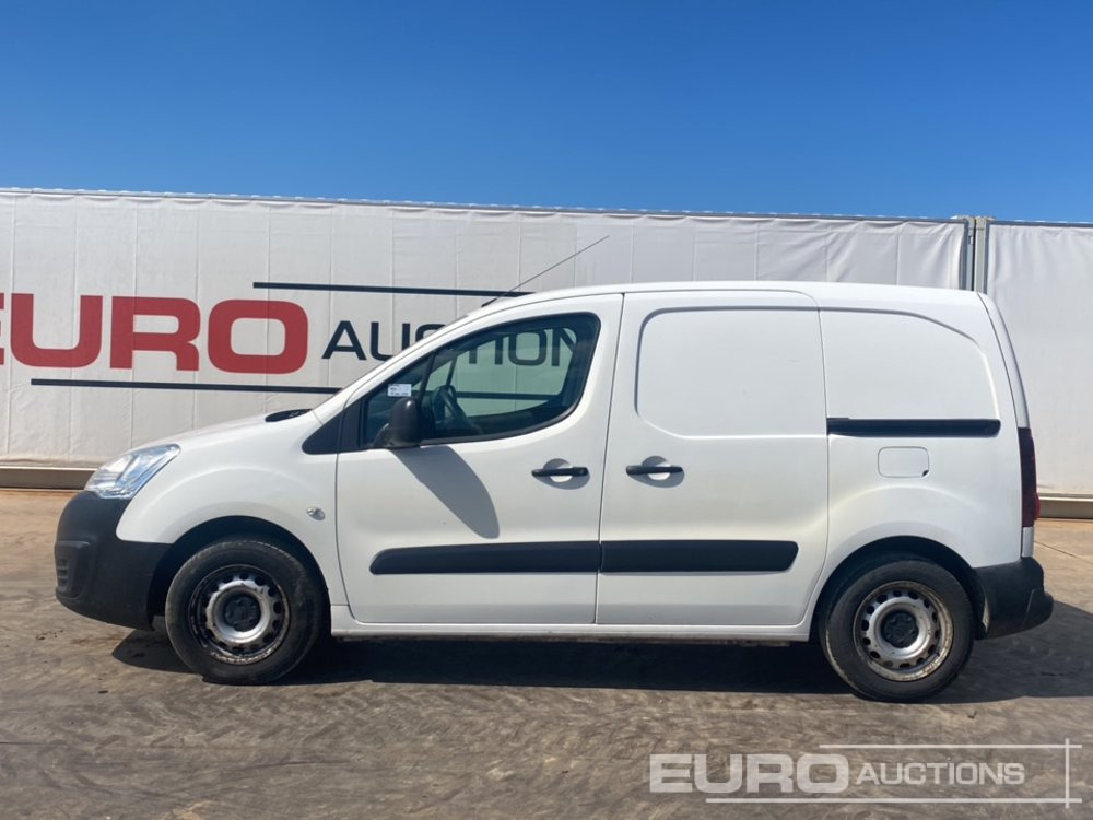 2017 Citroen Berlingo - الشاحنات الصغيرة: صور 2 2017 Citroen Berlingo - الشاحنات الصغيرة: صور 2