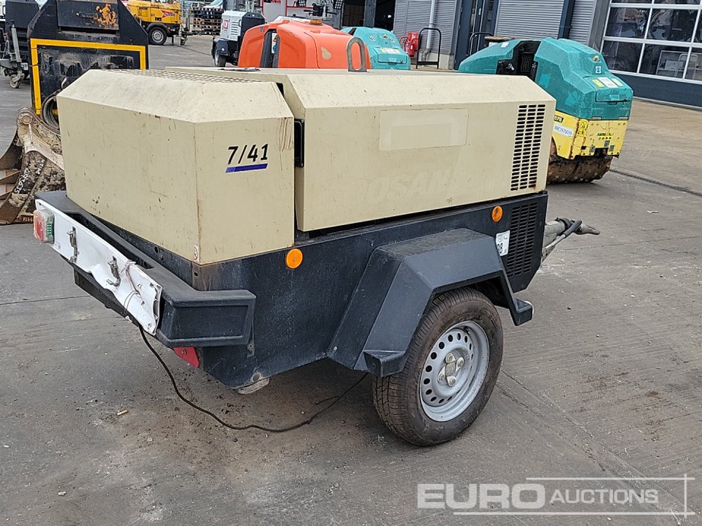 2017 Doosan 741 - ضاغط الهواء: صور 5 2017 Doosan 741 - ضاغط الهواء: صور 5