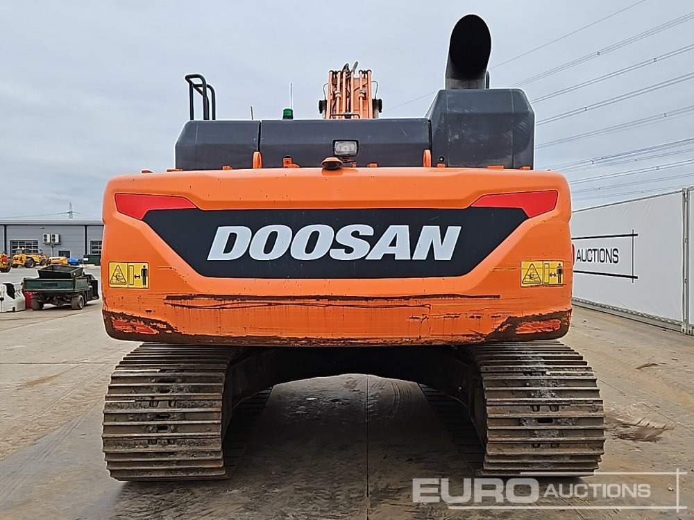 2017 Doosan DX300LC-5 - حفارات زحافة: صور 4 2017 Doosan DX300LC-5 - حفارات زحافة: صور 4