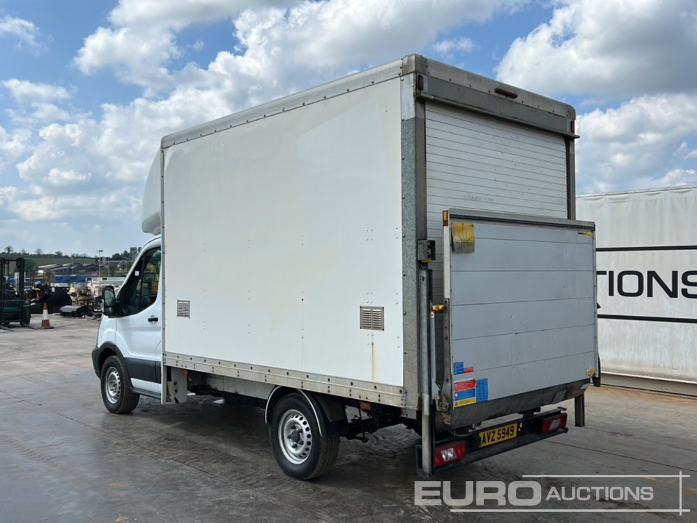 2017 Ford Transit - الشاحنات الصغيرة: صور 3 2017 Ford Transit - الشاحنات الصغيرة: صور 3