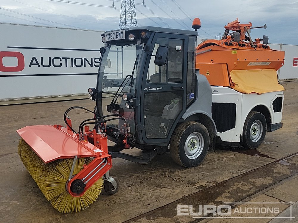 2017 Hako Citymaster 1600 4x2 Compact Gritter, Hydraulic Snow Plough & Sweeper Attachment, Reverse Camera, Automatic Gearbox (Reg. Docs. Available) - سياره كنس شوارع: صور 1 2017 Hako Citymaster 1600 4x2 Compact Gritter, Hydraulic Snow Plough & Sweeper Attachment, Reverse Camera, Automatic Gearbox (Reg. Docs. Available) - سياره كنس شوارع: صور 1
