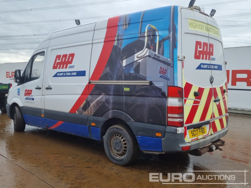 2017 Mercedes Sprinter 316CDI - الشاحنات الصغيرة: صور 3 2017 Mercedes Sprinter 316CDI - الشاحنات الصغيرة: صور 3