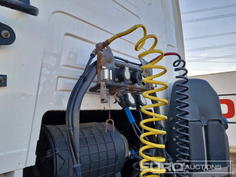 شاحنة جرار 2017 Renault T460: صور 16