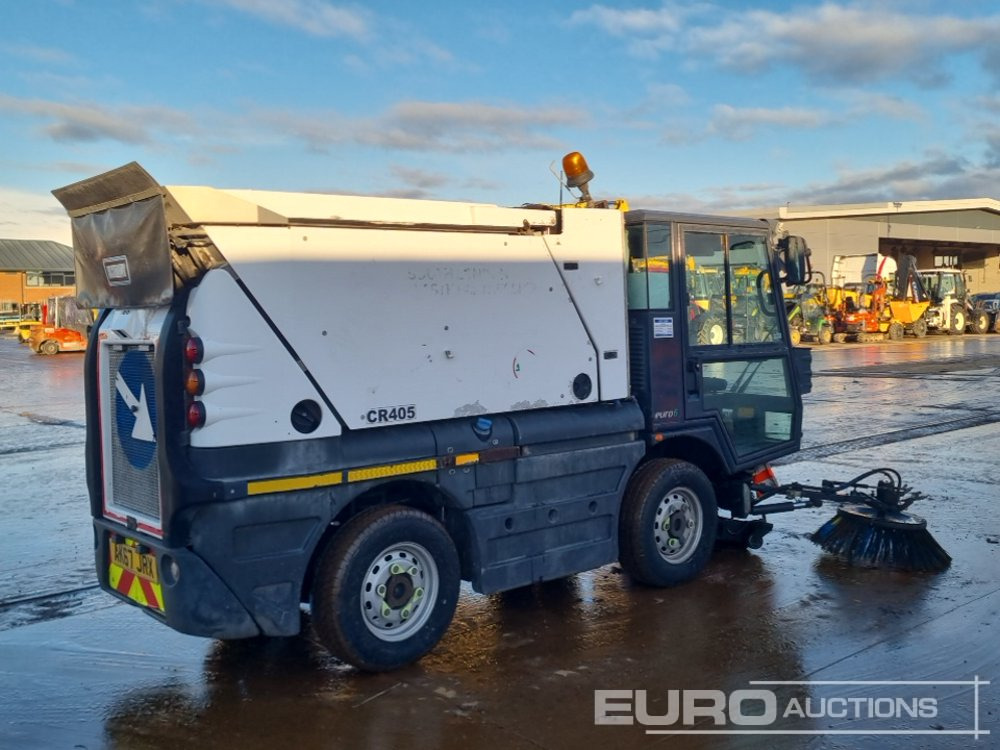 2017 Schmidt Compact 200 - سياره كنس شوارع: صور 5 2017 Schmidt Compact 200 - سياره كنس شوارع: صور 5