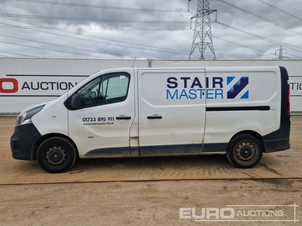 2017 Vauxhall Vivaro - فان المدمجة: صور 2 2017 Vauxhall Vivaro - فان المدمجة: صور 2