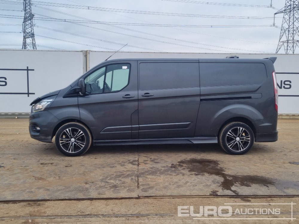 2019 Ford Transit Custom 320 - الشاحنات الصغيرة: صور 2 2019 Ford Transit Custom 320 - الشاحنات الصغيرة: صور 2