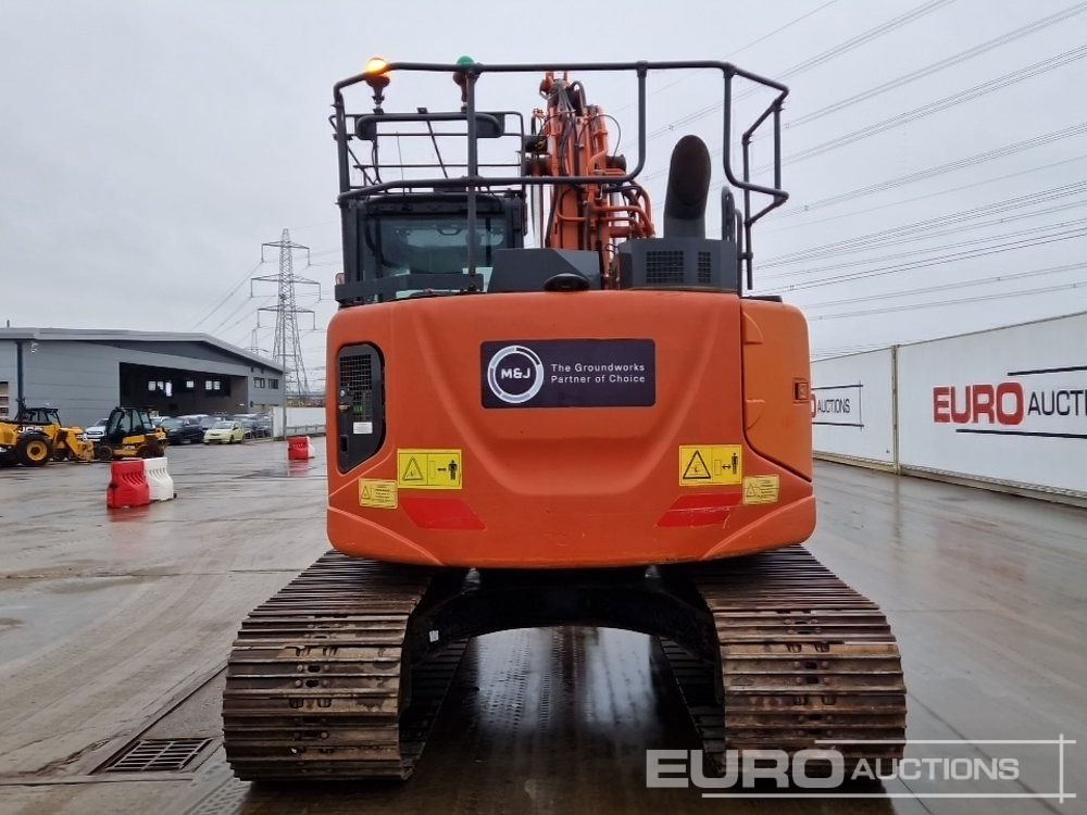 2019 Hitachi ZX135US-6 - حفارات زحافة: صور 4 2019 Hitachi ZX135US-6 - حفارات زحافة: صور 4