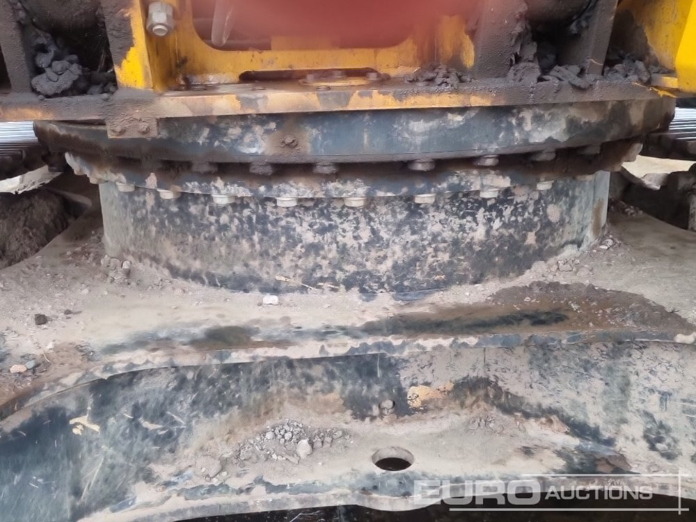حفارات زحافة 2019 JCB 220X LC: صور 26