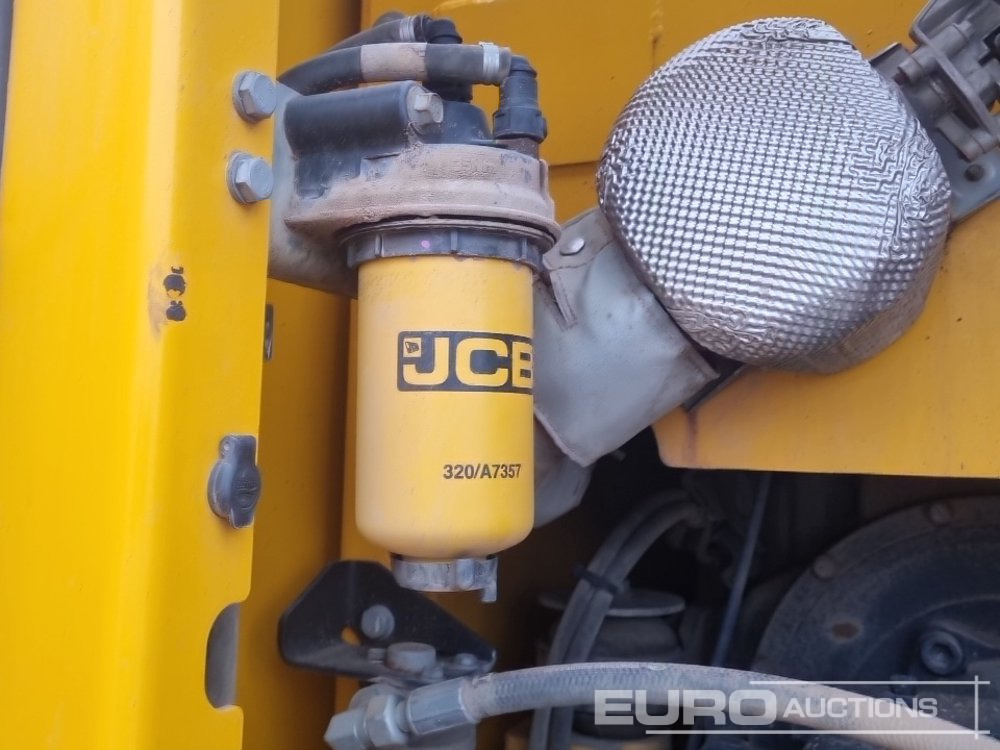 حفارات زحافة 2019 JCB 220X LC: صور 33