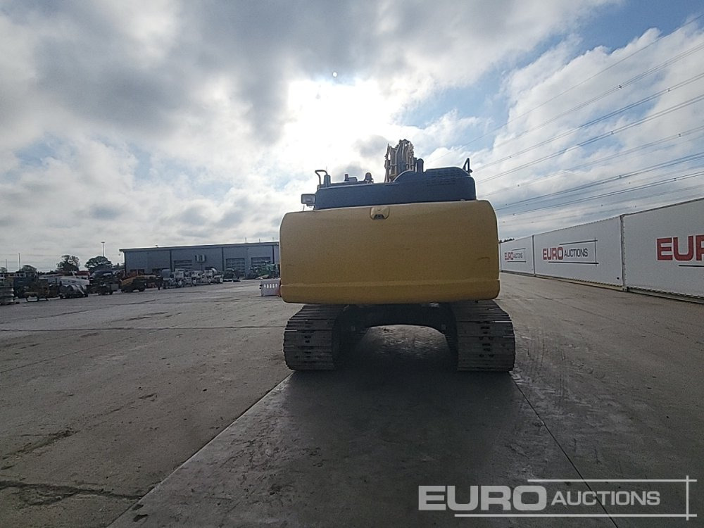 2019 Komatsu HB215LC-3 - حفارات زحافة: صور 4 2019 Komatsu HB215LC-3 - حفارات زحافة: صور 4