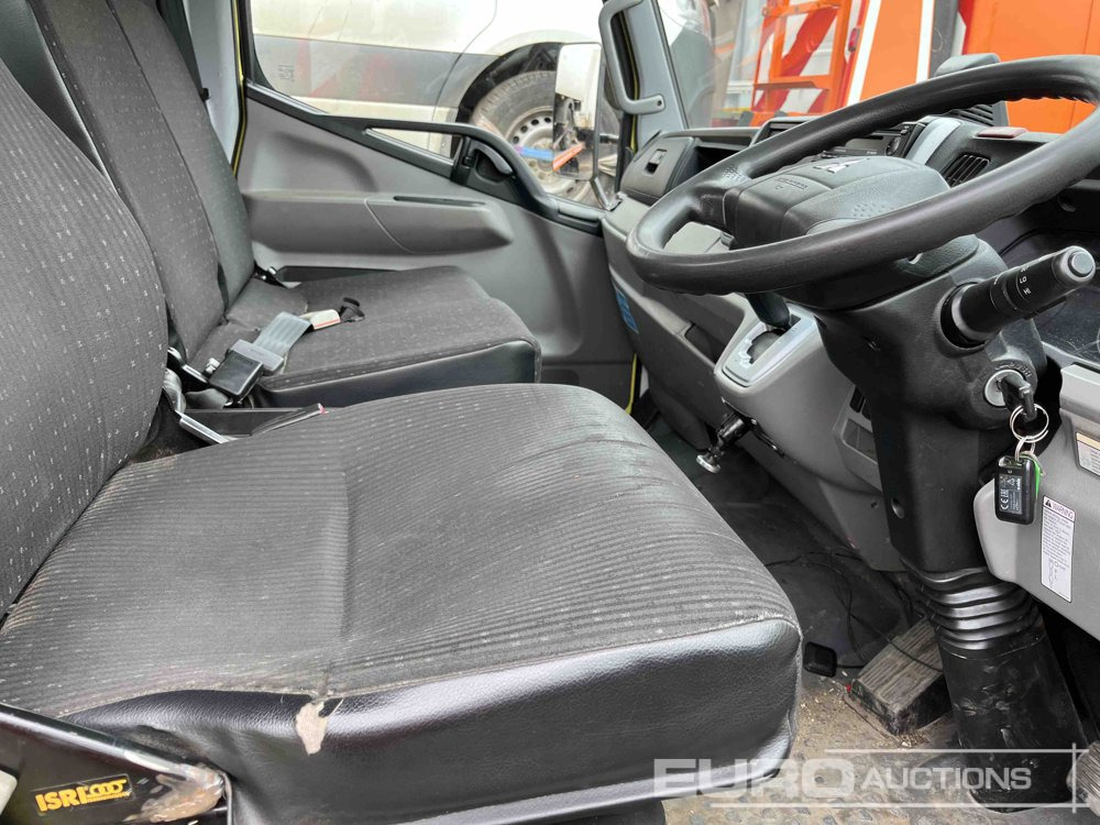 2019 Mitsubishi Fuso Canter - شاحنات مسطحة: صور 5 2019 Mitsubishi Fuso Canter - شاحنات مسطحة: صور 5