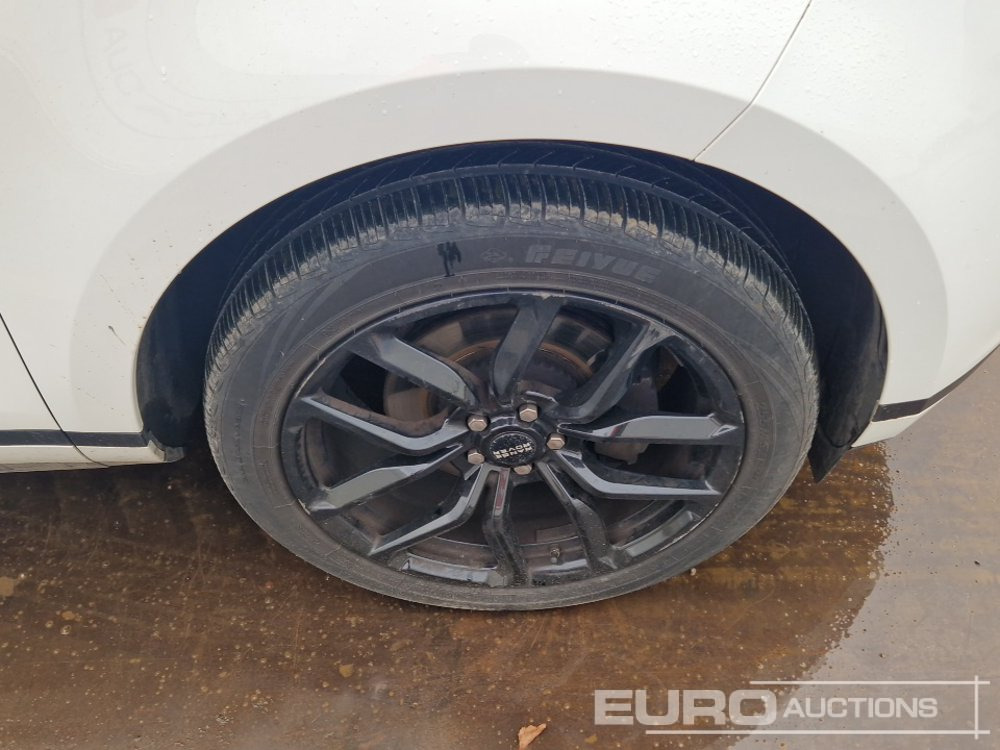 سيارة دفع رباعي 2019 Range Rover Evoque: صور 12