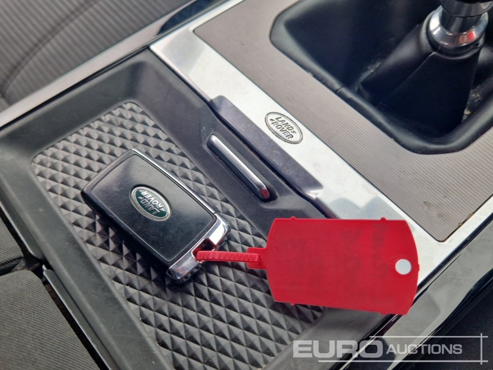 سيارة دفع رباعي 2019 Range Rover Evoque: صور 41