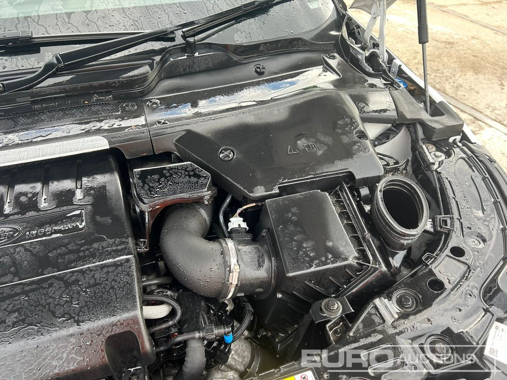 سيارة دفع رباعي 2019 Range Rover Evoque: صور 39