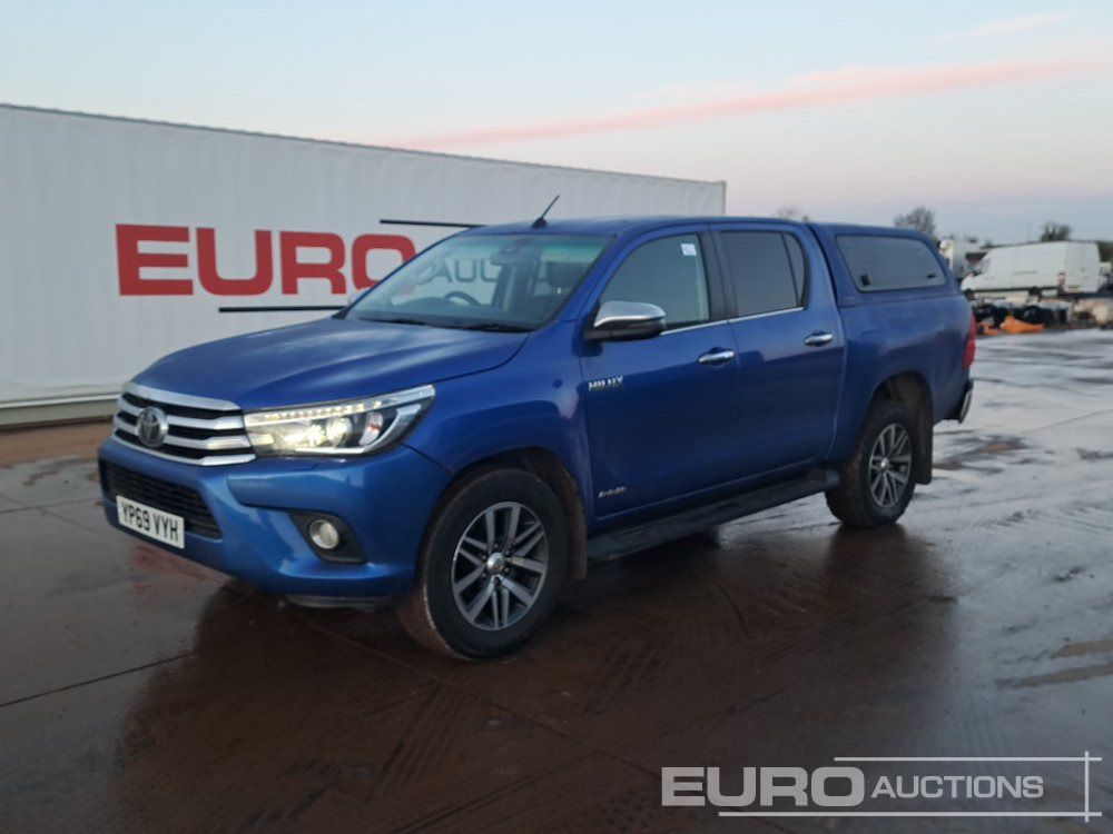 2019 Toyota Hilux - شاحنة البيك أب: صور 1 2019 Toyota Hilux - شاحنة البيك أب: صور 1