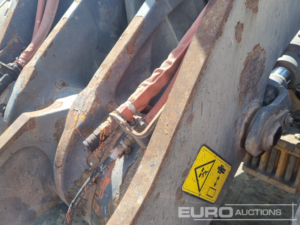 اللودر بعجل 2019 Volvo L120H: صور 17