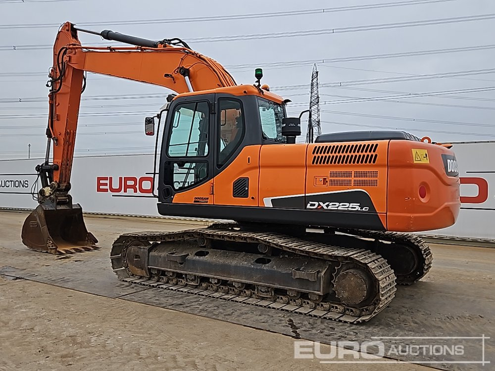 2020 Doosan DX225LC - حفارات زحافة: صور 3 2020 Doosan DX225LC - حفارات زحافة: صور 3