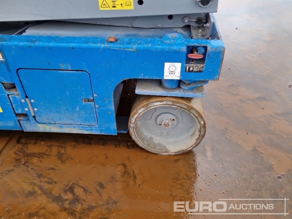 رافعات مقصية 2020 Genie GS3246: صور 12 رافعات مقصية 2020 Genie GS3246: صور 12