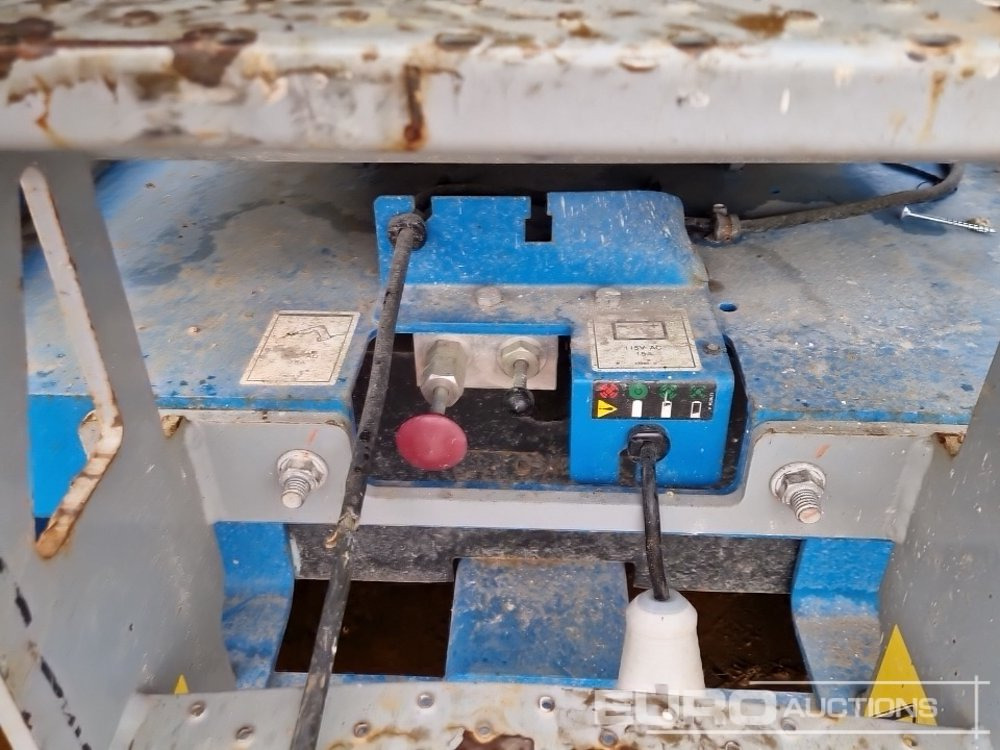 رافعات مقصية 2020 Genie GS3246: صور 18 رافعات مقصية 2020 Genie GS3246: صور 18