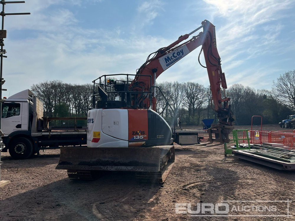 2020 Hitachi ZX135USBL-6 - حفارات زحافة: صور 4 2020 Hitachi ZX135USBL-6 - حفارات زحافة: صور 4