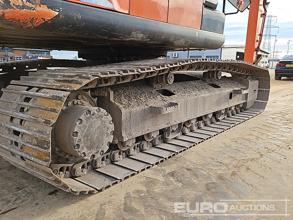 حفارات زحافة 2020 Hitachi ZX210LC-6: صور 13
