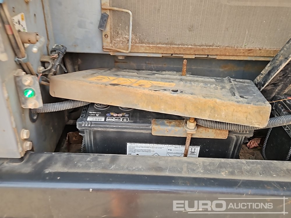 حفارات زحافة 2020 Hitachi ZX210LC-6: صور 32