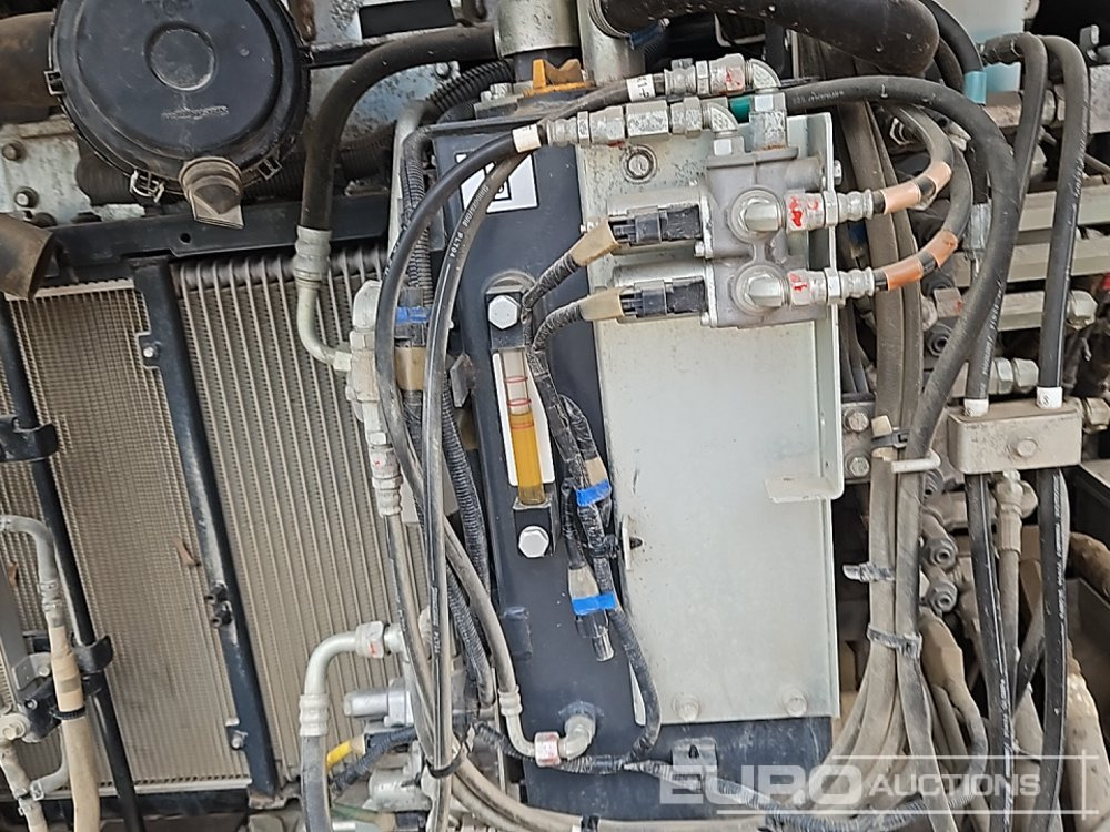 حفارة مصغرة 2020 Kubota U50-5: صور 30