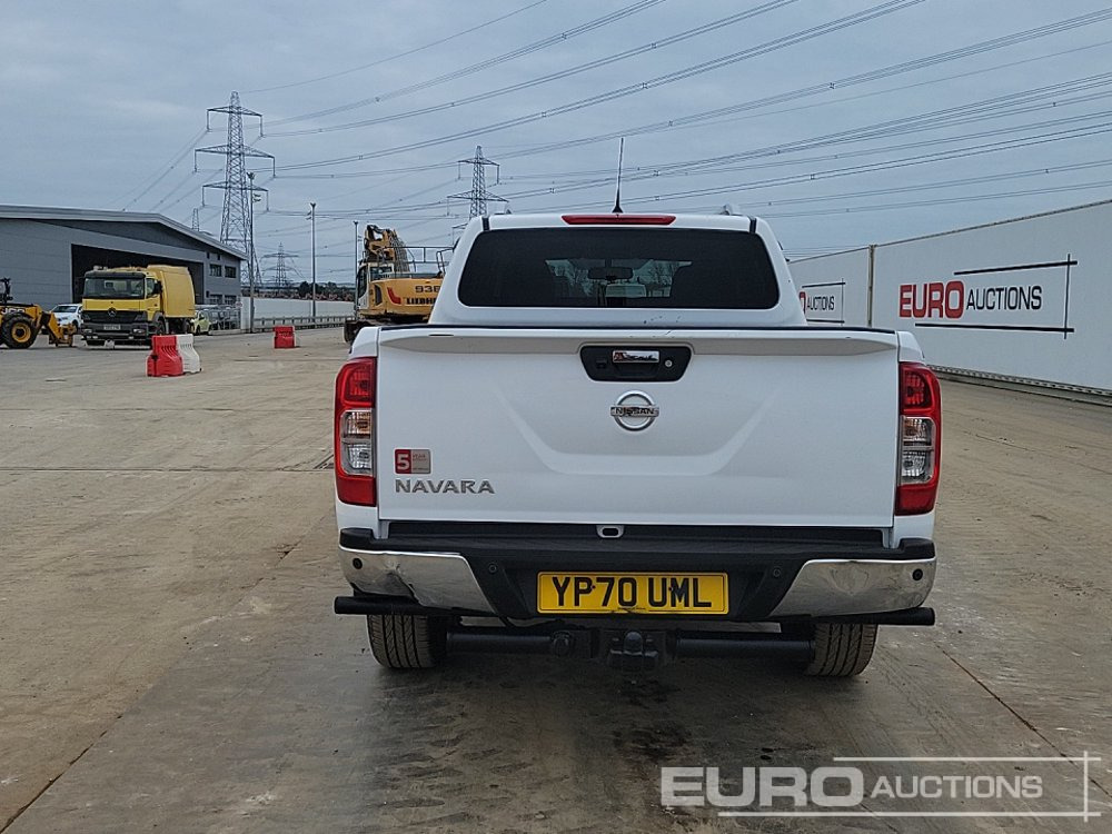 2020 Nissan Navara - شاحنة البيك أب: صور 4 2020 Nissan Navara - شاحنة البيك أب: صور 4