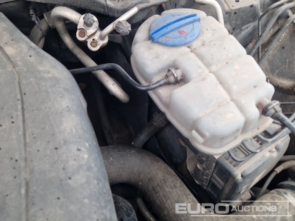 سيارة 2021 Audi A6: صور 42