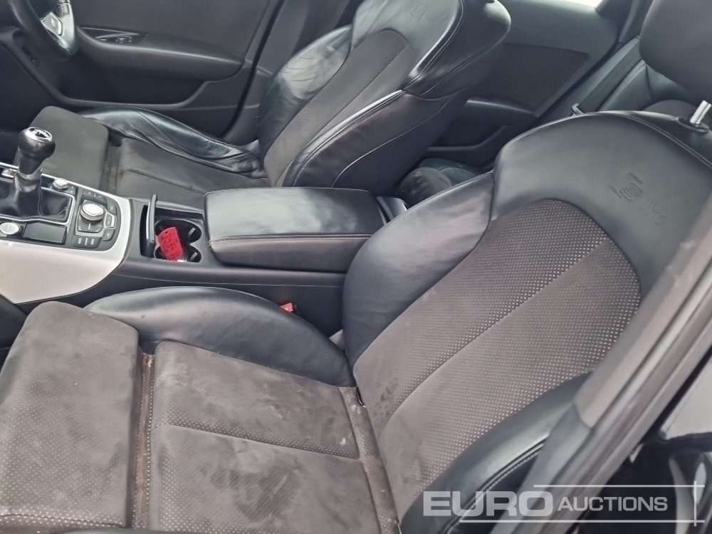 سيارة 2021 Audi A6: صور 24