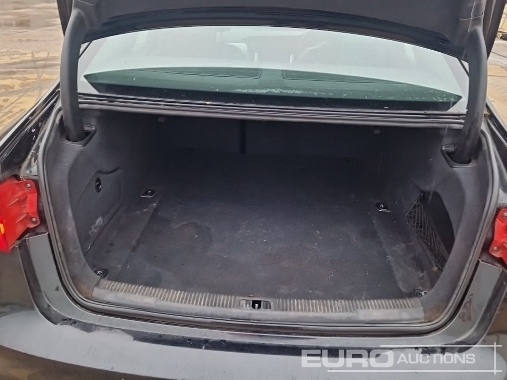 سيارة 2021 Audi A6: صور 9