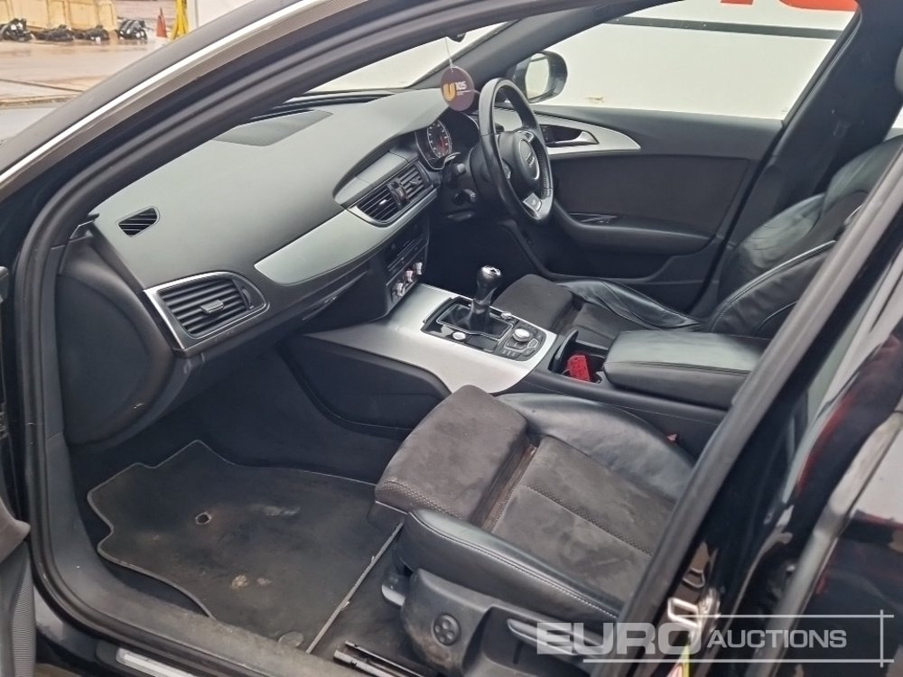 سيارة 2021 Audi A6: صور 22