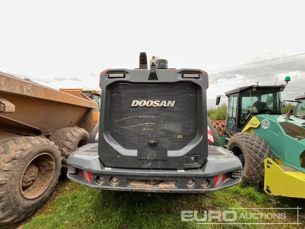 2021 Doosan DL320-7 - اللودر بعجل: صور 4 2021 Doosan DL320-7 - اللودر بعجل: صور 4