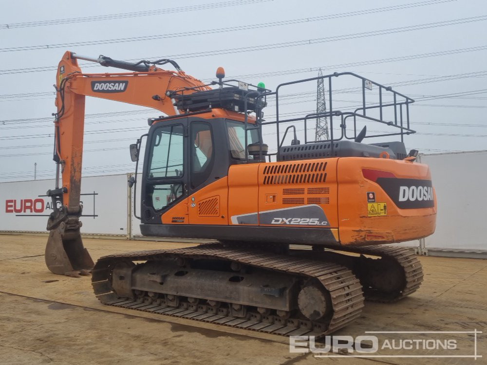2021 Doosan DX225LC-5 - حفارات زحافة: صور 3 2021 Doosan DX225LC-5 - حفارات زحافة: صور 3