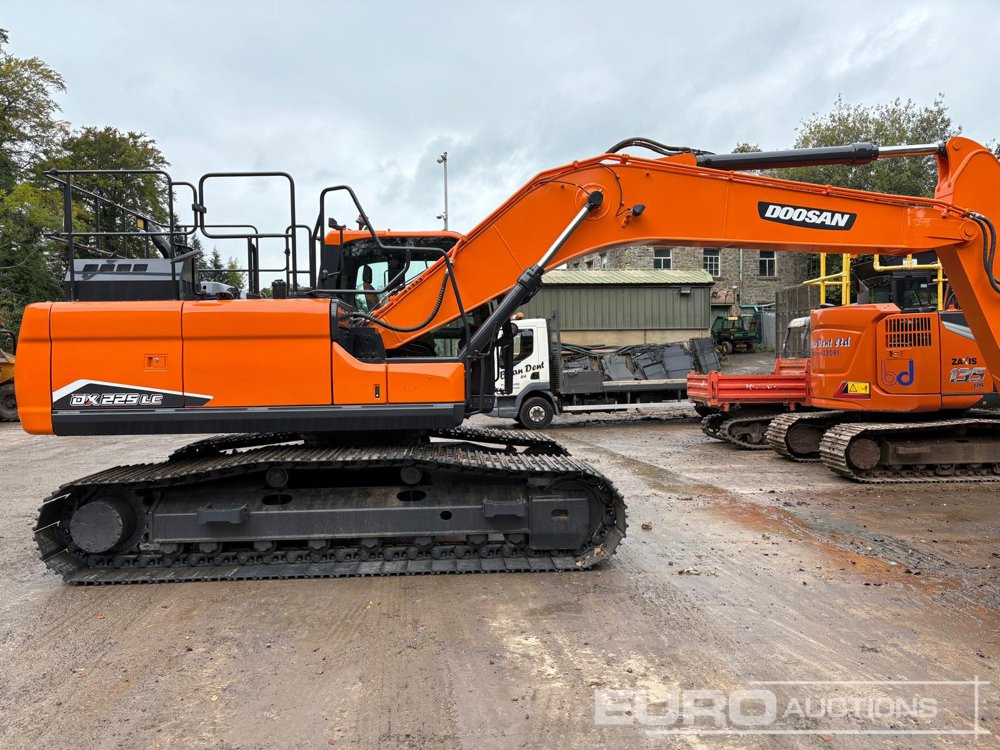 2021 Doosan DX225LC-5 - حفارات زحافة: صور 1 2021 Doosan DX225LC-5 - حفارات زحافة: صور 1